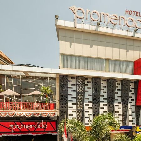 Hotel Promenade Cihampelas Bandung Esterno foto